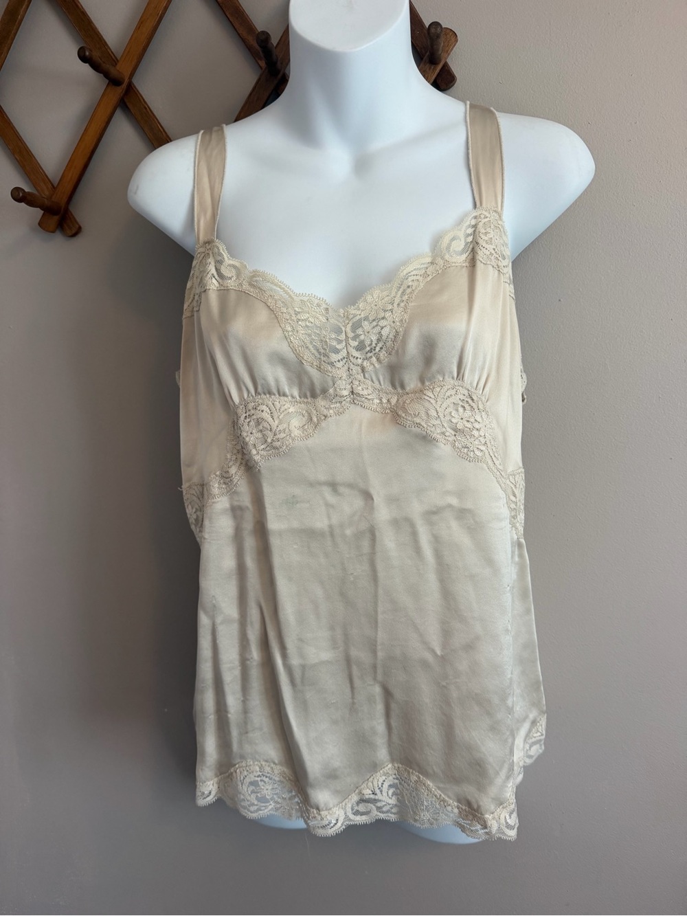 White House Black Market Silk Lace Cami Champagne Top Medium M